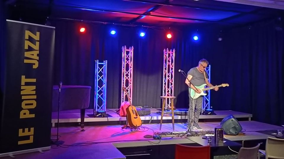 La scène du Point Jazz à Courgenay